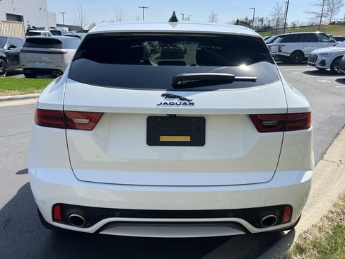 Used 2024 Jaguar E-PACE R-Dynamic SE image 6