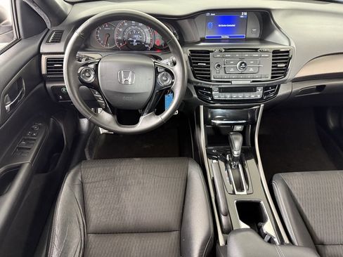 Used 2016 Honda Accord Sport image 8