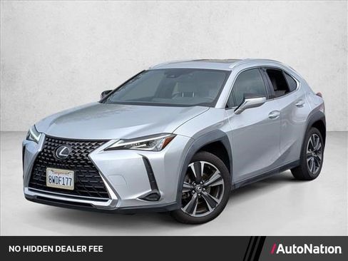 Used 2019 Lexus UX 200 w/ Premium Package FWD image 1