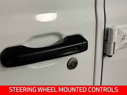 Used 2022 Jeep Gladiator Rubicon w/ Cold Weather Group image 12