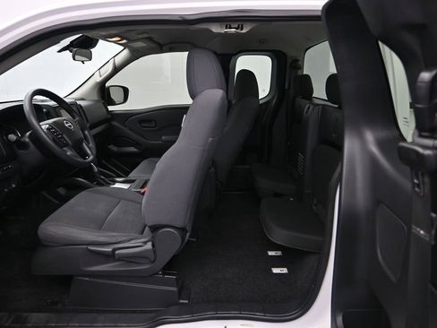 Used 2022 Nissan Frontier S RWD image 21
