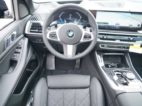 New 2026 BMW X5 xDrive40i w/ M Sport Package AWD/4WD image 18