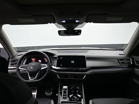 New 2026 Volkswagen Atlas Peak Edition AWD/4WD image 10