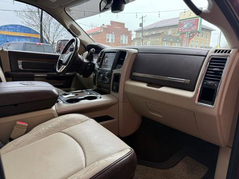 Used 2018 RAM 2500 Longhorn w/ Longhorn Southfork Package image 27