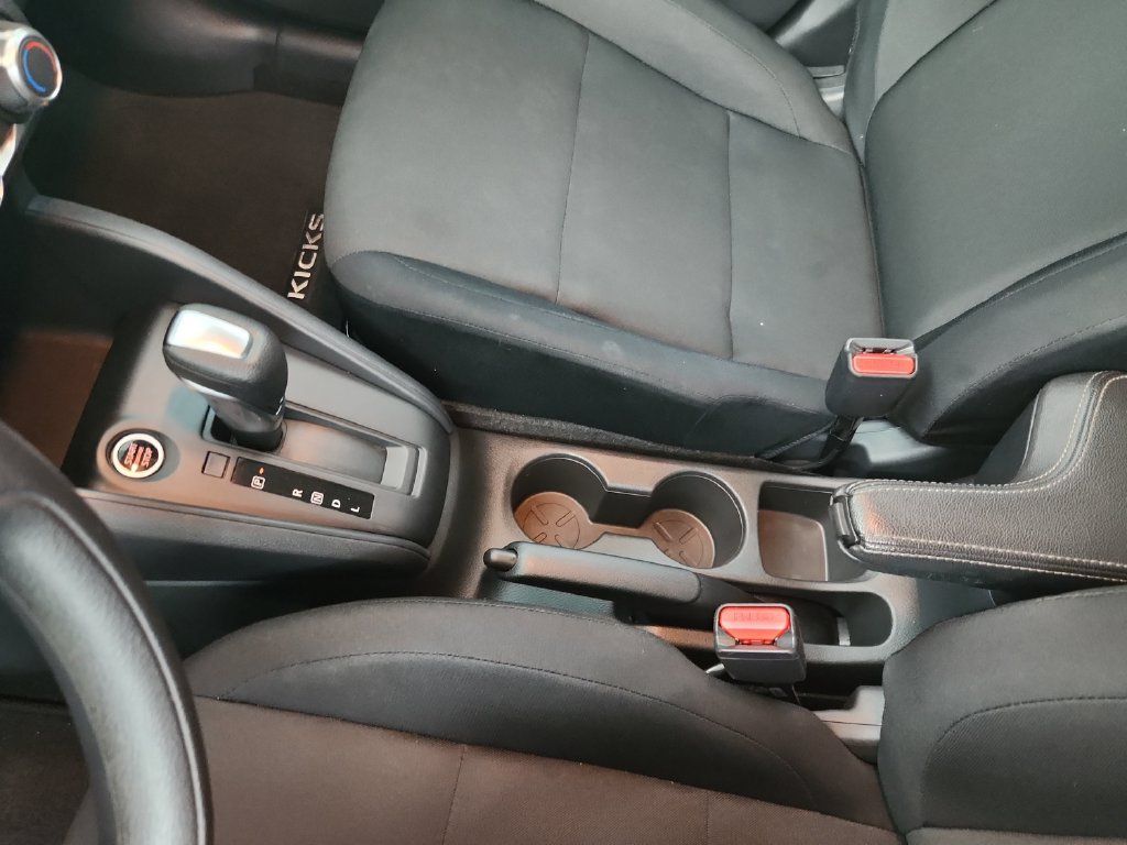 Used 2025 Nissan Kicks Play S FWD image 31