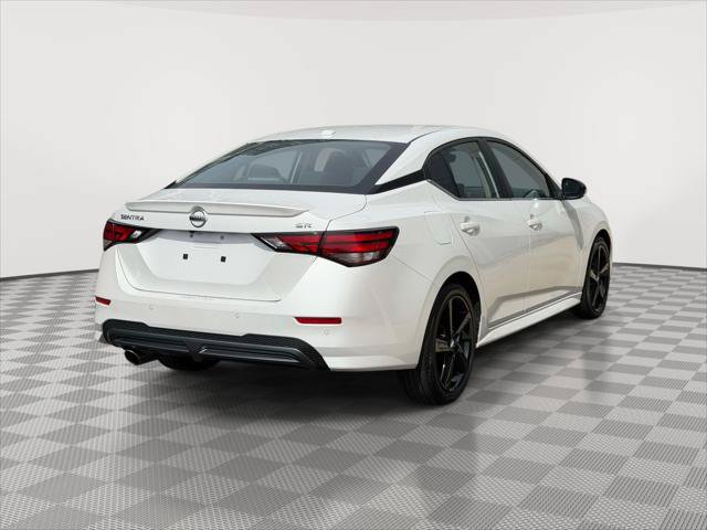 Used 2023 Nissan Sentra SR w/ Electronics Package FWD image 7