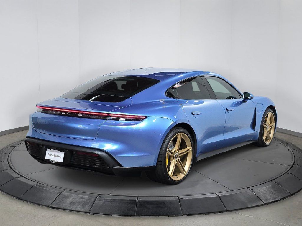 Used 2024 Porsche Taycan RWD image 7