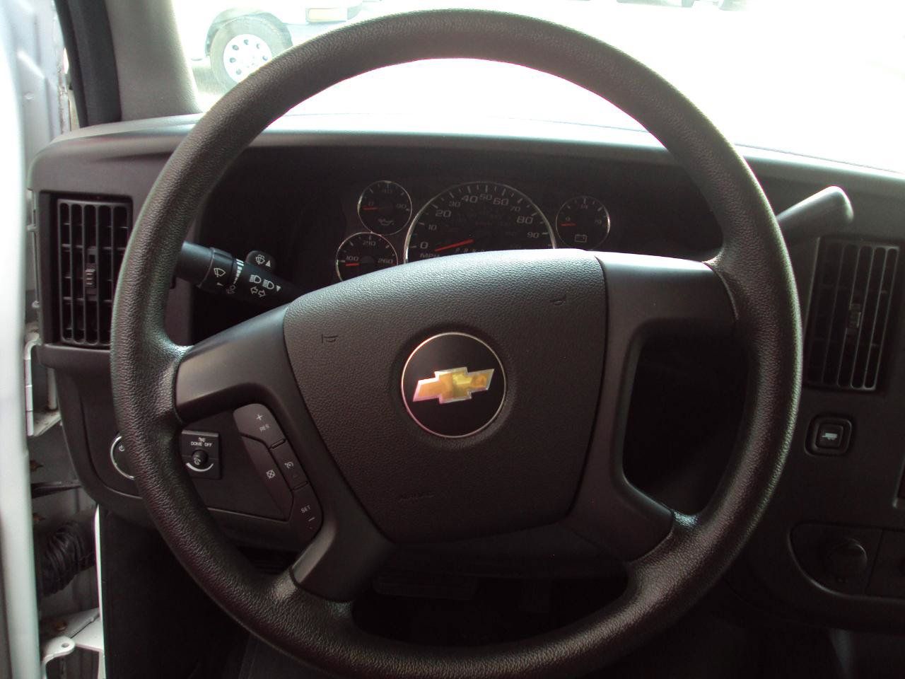 Used 2014 Chevrolet Express 1500 LT w/ LT Preferred Equipment Group AWD/4WD image 17