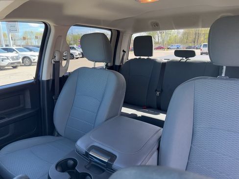 Used 2016 RAM 1500 ST w/ SXT Appearance Group AWD/4WD image 35