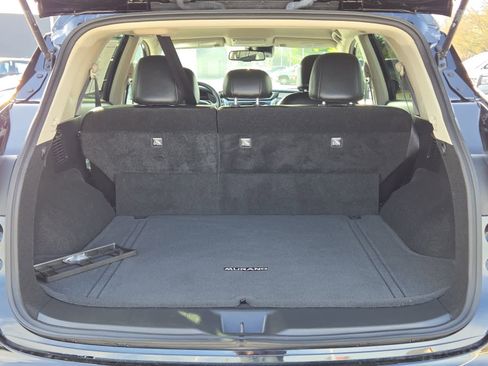 Used 2024 Nissan Murano SV w/ SV Midnight Edition Package image 20