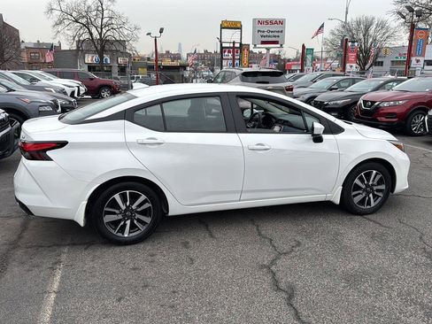 Used 2024 Nissan Versa SV w/ Trunk Package image 9