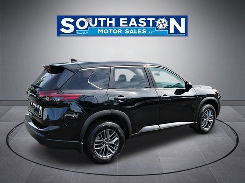 Used 2024 Nissan Rogue S AWD/4WD image 7