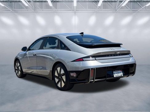 Used 2024 Hyundai Ioniq 6 SEL RWD image 4
