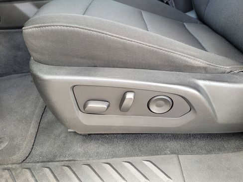 Used 2023 Chevrolet Colorado Trail Boss w/ Advanced Trailering Package AWD/4WD image 12