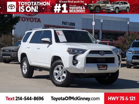 Used 2020 Toyota 4Runner 4WD image 1