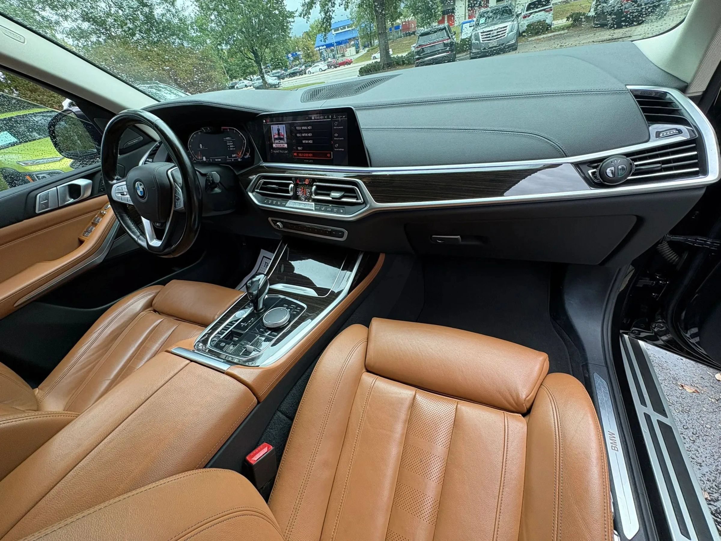 Used 2019 BMW X7 xDrive50i w/ Premium Package AWD/4WD image 11