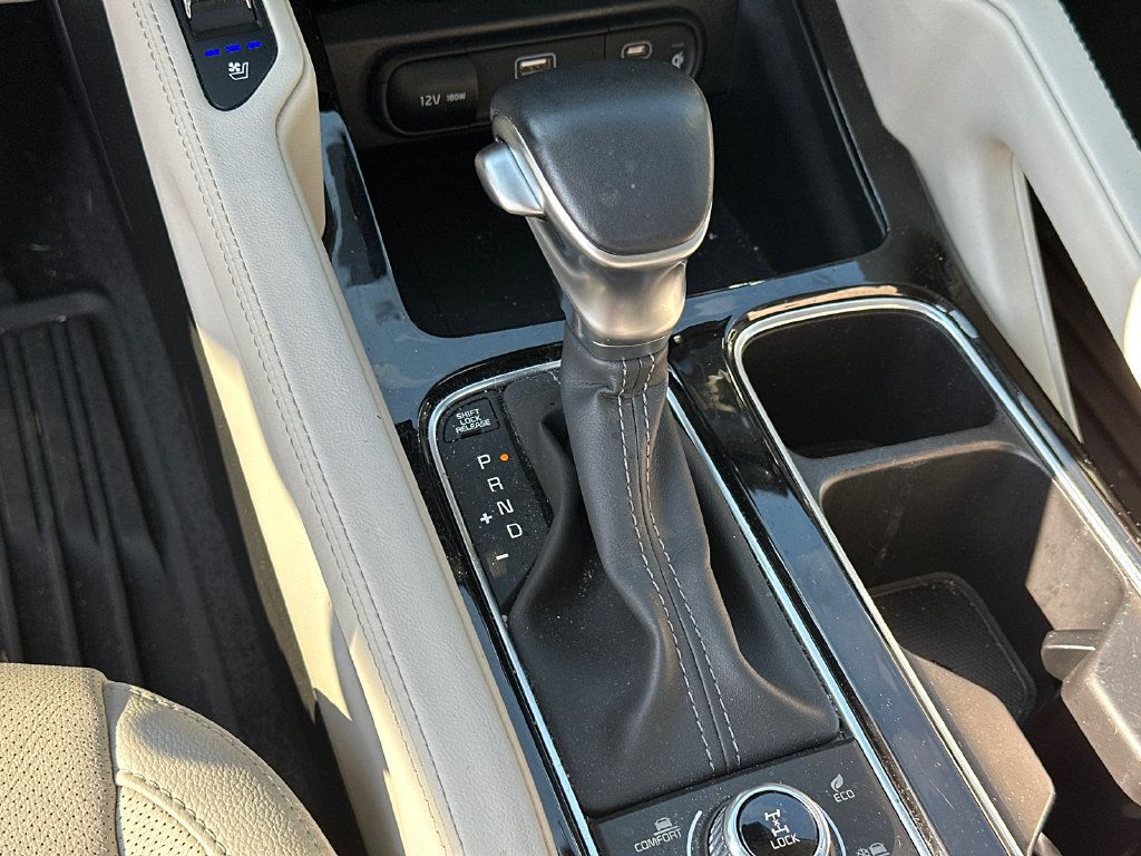 Certified 2025 Kia Telluride EX w/ EX Captain's Chair Package AWD/4WD image 34