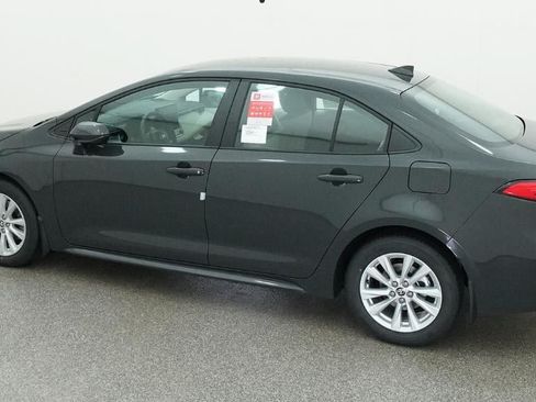 New 2026 Toyota Corolla LE FWD image 4