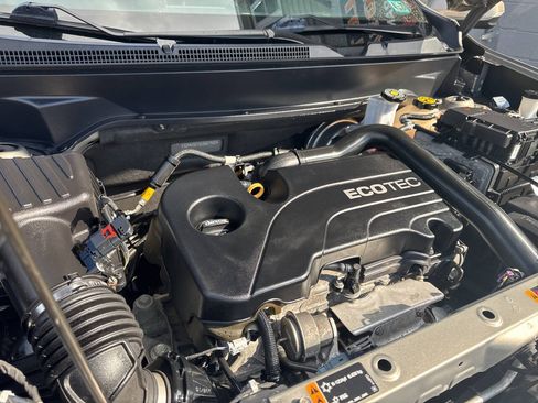 Used 2018 Chevrolet Equinox LT AWD/4WD image 11