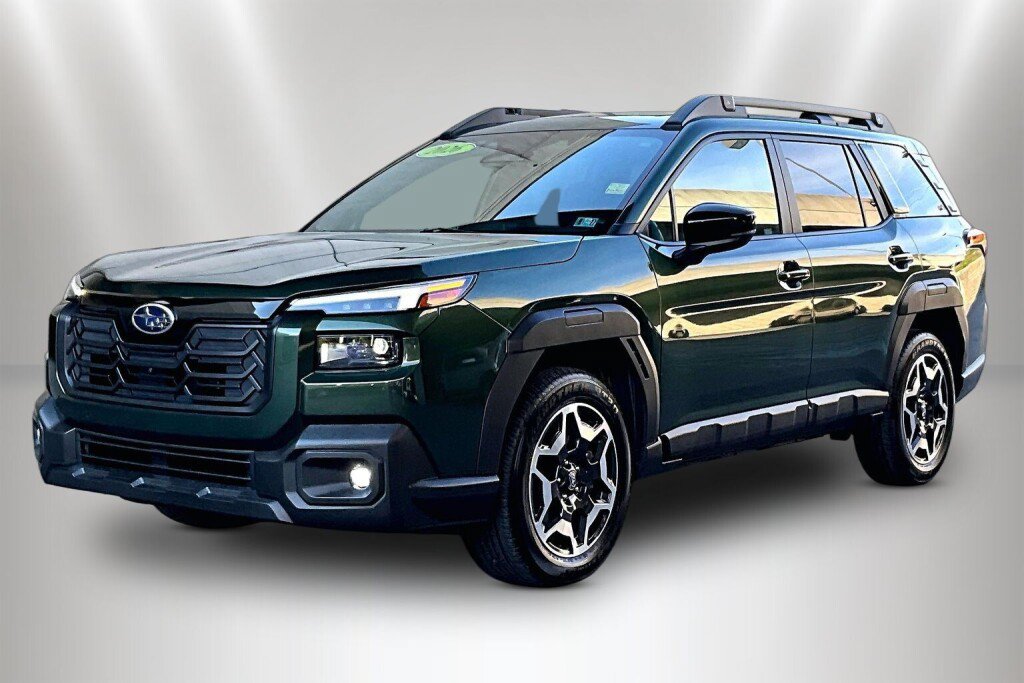 Certified 2026 Subaru Outback Touring AWD/4WD image 3