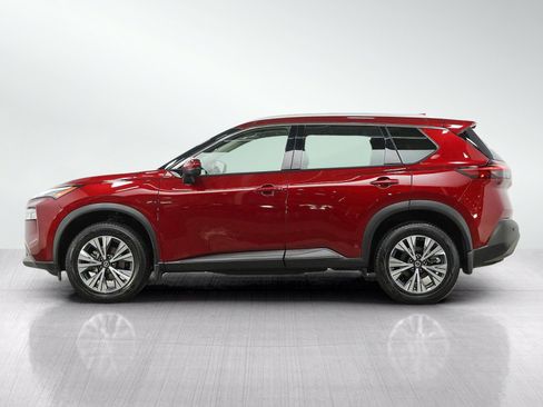 Used 2021 Nissan Rogue SV w/ Premium Package AWD/4WD image 2