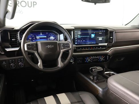 Used 2023 Chevrolet Silverado 1500 RST w/ All Star Edition Plus AWD/4WD image 2