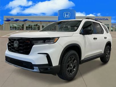 New 2025 Honda Pilot TrailSport