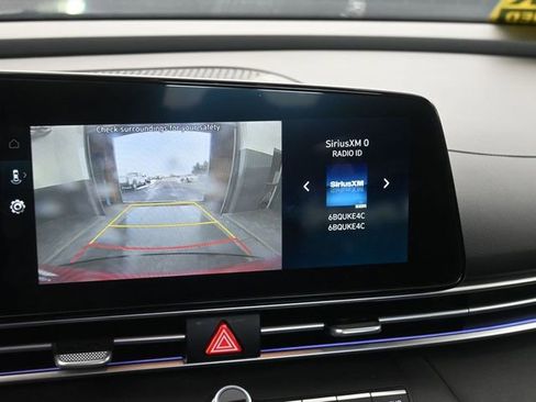 Used 2024 Hyundai Elantra SEL image 27