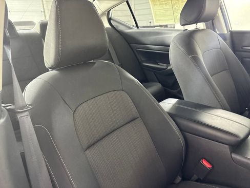 Used 2024 Nissan Altima 2.5 S FWD image 30