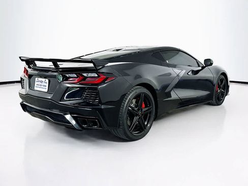 Used 2025 Chevrolet Corvette Stingray Coupe w/ Z51 Performance Package RWD image 23