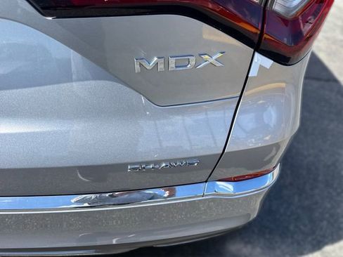 New 2026 Acura MDX SH-AWD image 9
