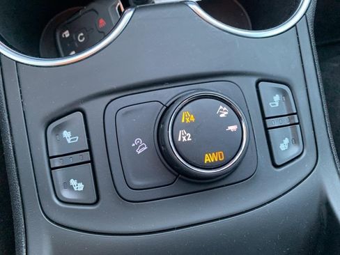 Used 2018 GMC Terrain SLE image 9