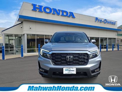 Used 2023 Honda Passport EX-L image 2