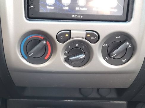 Used 2011 GMC Canyon SLT AWD/4WD image 17