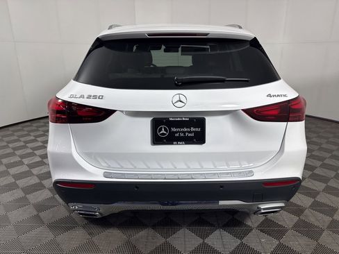 New 2026 Mercedes-Benz GLA 250 4MATIC image 5