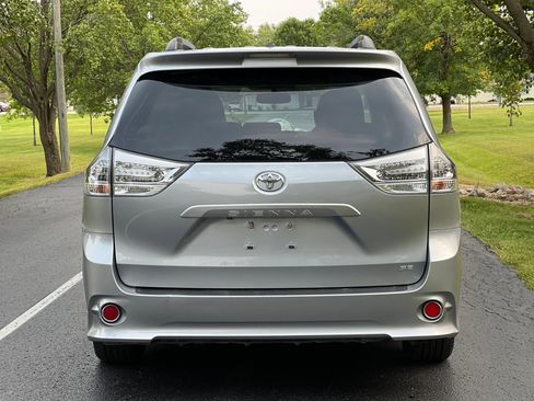 Used 2013 Toyota Sienna SE image 5