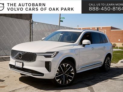 New 2025 Volvo XC90 T8 Plus w/ Protection Package Premier