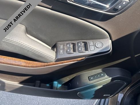 Used 2016 Chevrolet Tahoe LT image 12