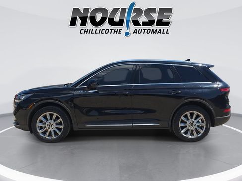 Used 2022 Lincoln Corsair AWD w/ Premium Package image 5