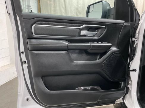 Used 2025 RAM 1500 Laramie w/ Night Edition AWD/4WD image 8