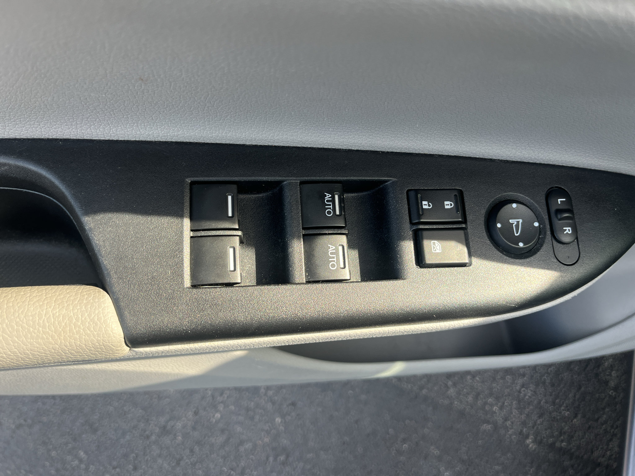 Used 2015 Honda Accord EX-L image 20