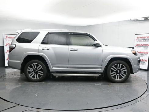 Used 2019 Toyota 4Runner Limited image 9