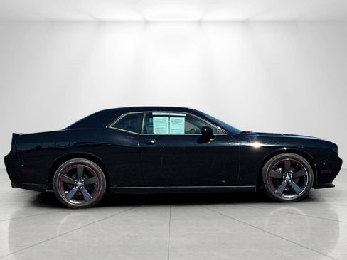 Used 2014 Dodge Challenger Rallye Redline image 2