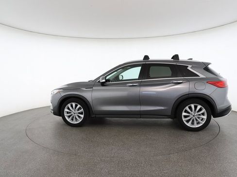 Used 2019 INFINITI QX50 Essential image 7