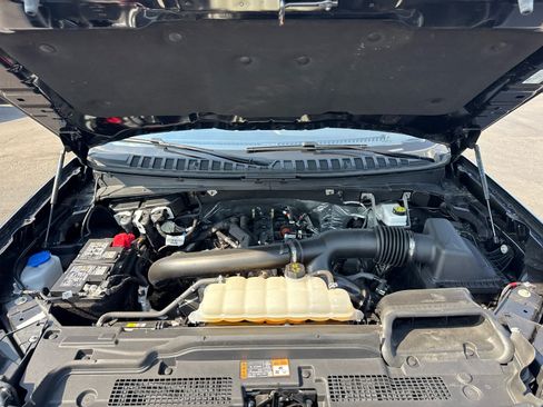 Used 2025 Ford Expedition Platinum AWD/4WD image 26