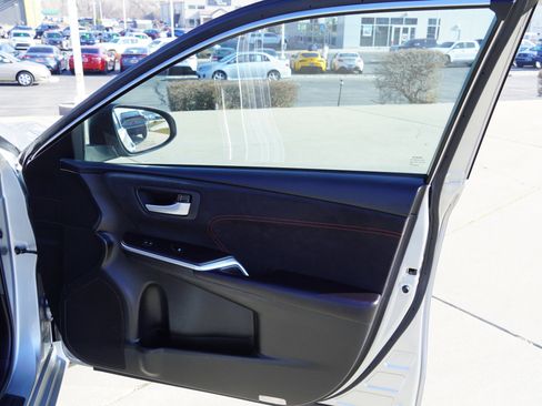 Certified 2017 Toyota Camry XSE image 25