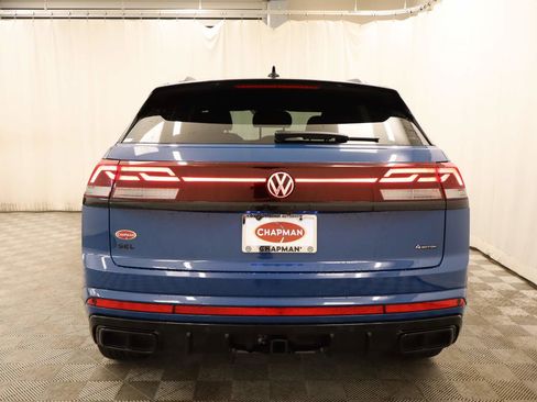 New 2026 Volkswagen Atlas Cross Sport SEL R-Line AWD/4WD image 5