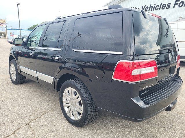 Used 2013 Lincoln Navigator 4WD w/ HD Trailer Tow Pkg image 7