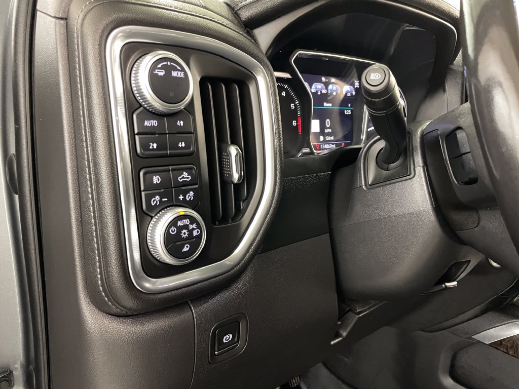 Used 2020 GMC Sierra 1500 Denali w/ Driver Alert Package II AWD/4WD image 33