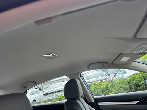 Used 2018 Honda Civic LX image 17